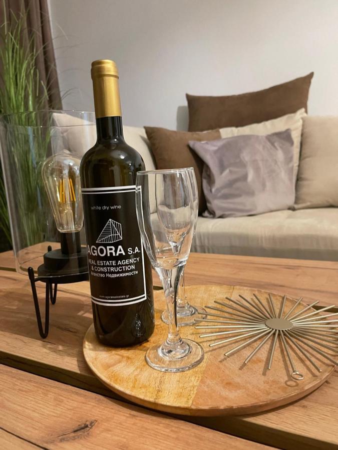 Agora Luxury Apartment 1 Лутраки Екстериор снимка