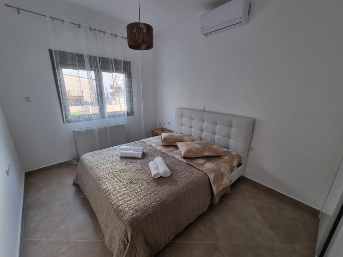 Agora Luxury Apartment 1 Лутраки Екстериор снимка