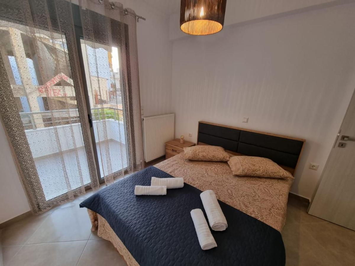 Agora Luxury Apartment 1 Лутраки Екстериор снимка